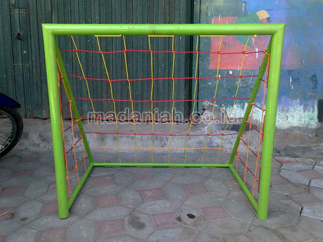 Jual Murah Mainan Gawang Sepak Bola Anak TK PAUD Sabu Raijua